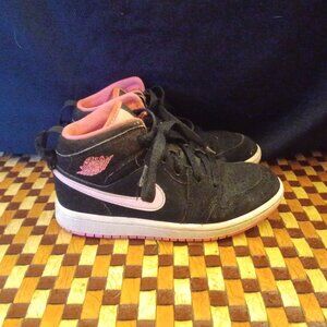 Nike Air Jordan 1 Mid GS 'Black Digital Pink' Sneakers Black/Pink Size 13C